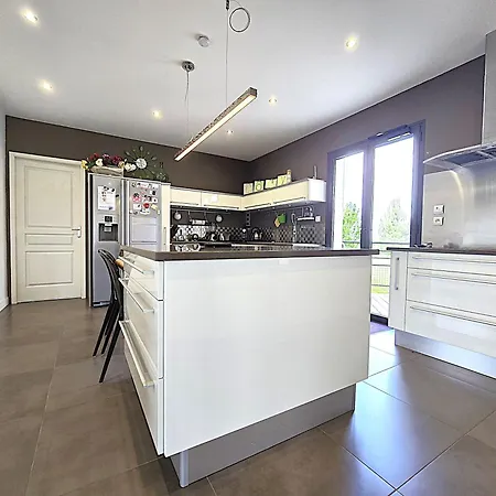 Magnifique 220m2- Quartier Residentiel Le Carreyrat - 6 A 8 Pers - 3 Doubles - Grand Jardin Et Terrasses