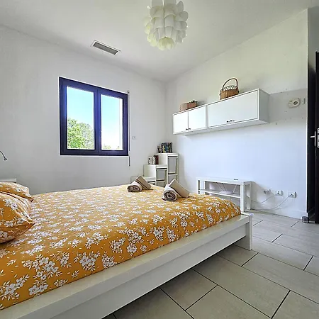 Magnifique 220m2- Quartier Residentiel Le Carreyrat - 6 A 8 Pers - 3 Doubles - Grand Jardin Et Terrasses Montauban