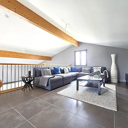 Magnifique 220m2- Quartier Residentiel Le Carreyrat - 6 A 8 Pers - 3 Doubles - Grand Jardin Et Terrasses Villa *